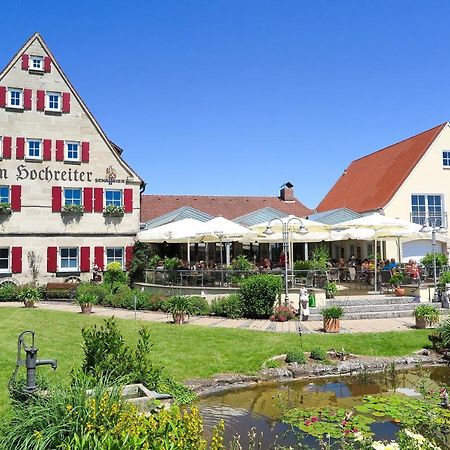 Appartement Cafe-Restaurant Zum Hochreiter à Spalt Extérieur photo