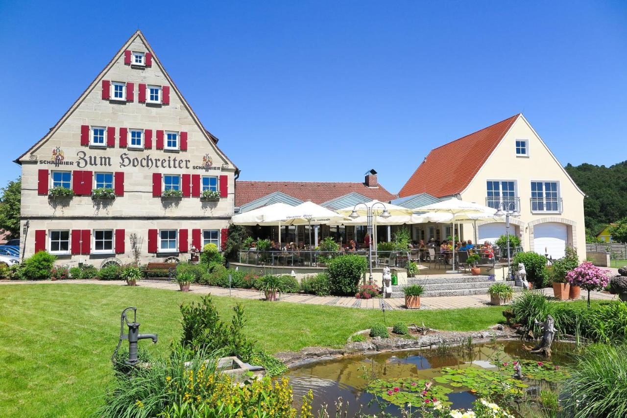 Appartement Cafe-Restaurant Zum Hochreiter à Spalt Extérieur photo